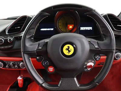 2018 Ferrari 488 GTB 照片 15