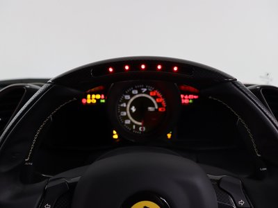 2018 Ferrari 488 GTB 照片 16