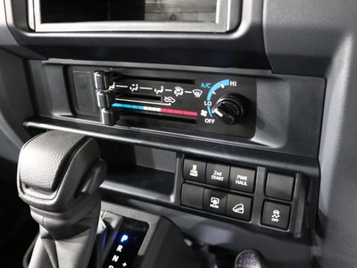2025 Toyota LAND CRUISER 70 thumbnail 35
