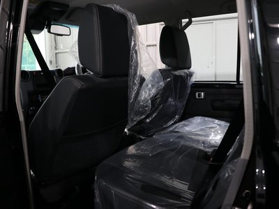 2025 Toyota LAND CRUISER 70 thumbnail 23