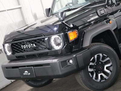 2025 Toyota LAND CRUISER 70 thumbnail 66