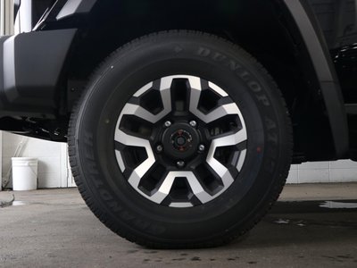 2025 Toyota LAND CRUISER 70 thumbnail 51