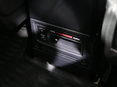 2025 Toyota LAND CRUISER 70 thumbnail 44