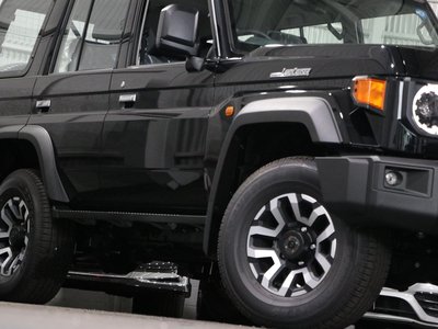 2025 Toyota LAND CRUISER 70 thumbnail 59