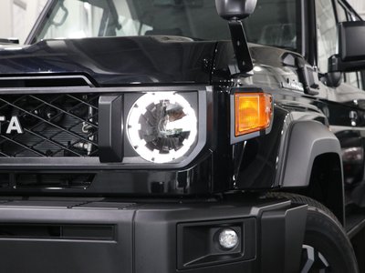 2025 Toyota LAND CRUISER 70 thumbnail 61