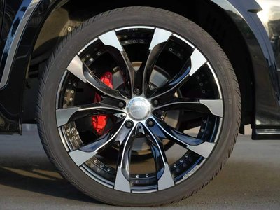 2018 Lexus LX photo 16