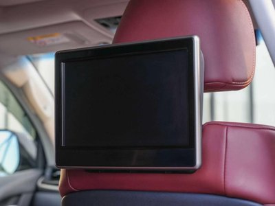 2018 Lexus LX thumbnail 32