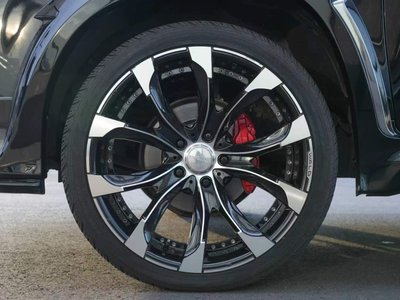2018 Lexus LX thumbnail 17