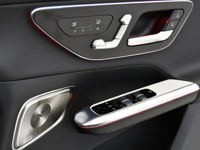 2025 Mercedes-BENZ GLC AMG 照片 16