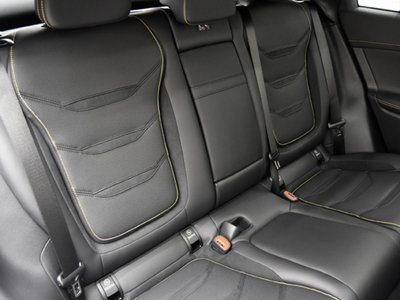 2025 Mercedes-BENZ GLC AMG 照片 14