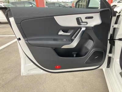 2025 Mercedes-BENZ CLA photo 9