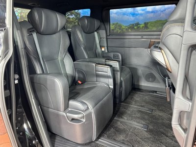 2023 Toyota ALPHARD — фото 33