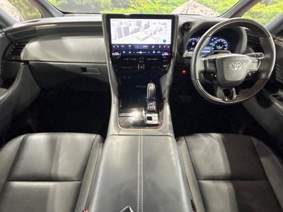 2023 Toyota ALPHARD — фото 2