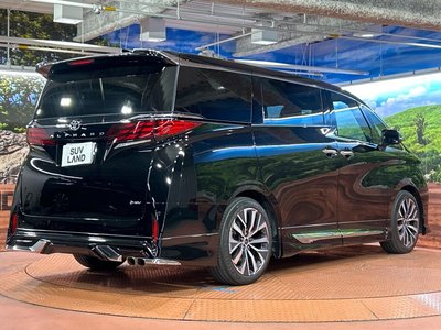 2023 Toyota ALPHARD — фото 18