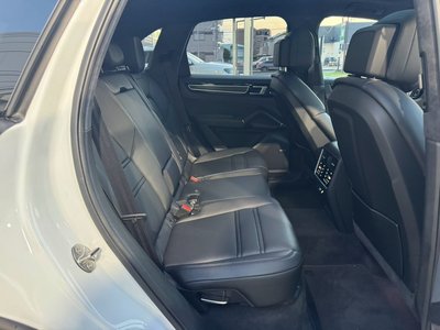 2021 Porsche CAYENNE — миниатюра 9