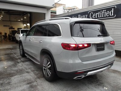 2025 Mercedes-BENZ GLS photo 5