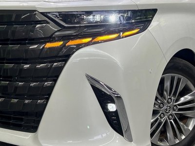 صورة 13 لـ 2024 Toyota ALPHARD