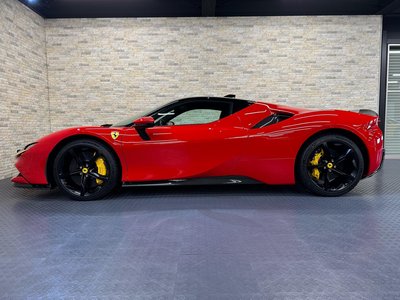 صورة 6 لـ 2021 Ferrari SF90 STRADALE