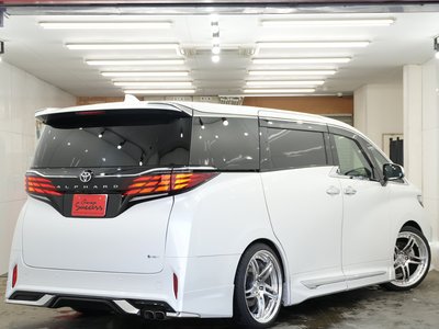 صورة 29 لـ 2023 Toyota ALPHARD
