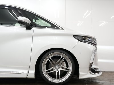 صورة 95 لـ 2023 Toyota ALPHARD