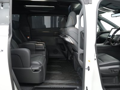 صورة 130 لـ 2023 Toyota ALPHARD