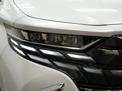 صورة 86 لـ 2023 Toyota ALPHARD
