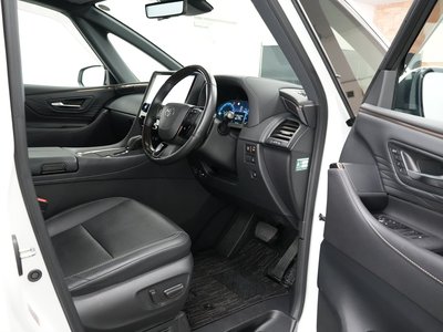 صورة 120 لـ 2023 Toyota ALPHARD