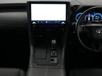 صورة 38 لـ 2023 Toyota ALPHARD