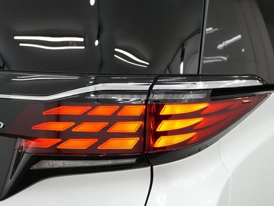 صورة 94 لـ 2023 Toyota ALPHARD