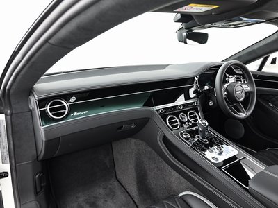 صورة 16 لـ 2025 Bentley CONTINENTAL