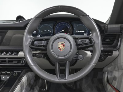 2020 Porsche 911 thumbnail 26