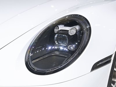 2020 Porsche 911 thumbnail 17