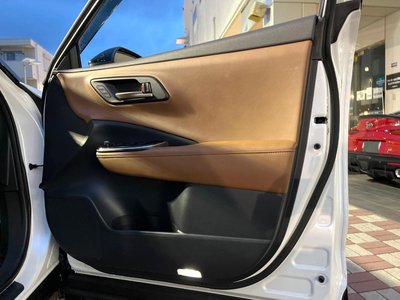 2025 Toyota CROWN ESTATE thumbnail 34