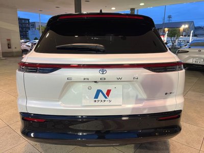 2025 Toyota CROWN ESTATE photo 15