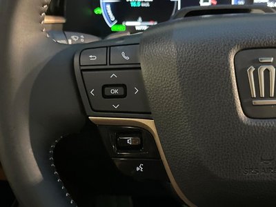 2025 Toyota CROWN ESTATE thumbnail 46