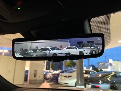 2025 Toyota CROWN ESTATE thumbnail 68