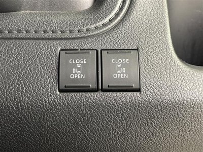 صورة مصغرة 16 لـ 2020 Toyota GRAND ACE