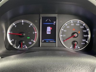 صورة 9 لـ 2020 Toyota GRAND ACE
