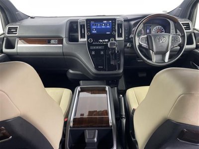 صورة مصغرة 42 لـ 2020 Toyota GRAND ACE
