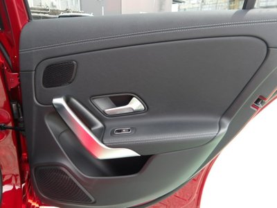 2025 Mercedes-BENZ A-CLASS AMG photo 7