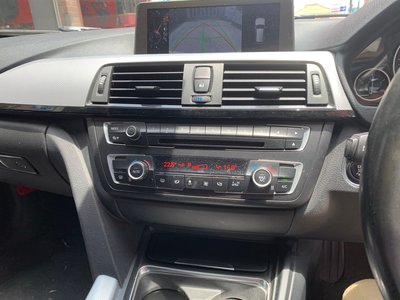 صورة 11 لـ 2013 BMW 3 SERIES TOURING