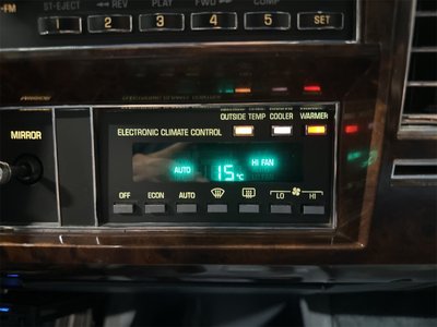 1992 Cadillac FLEETWOOD — миниатюра 40