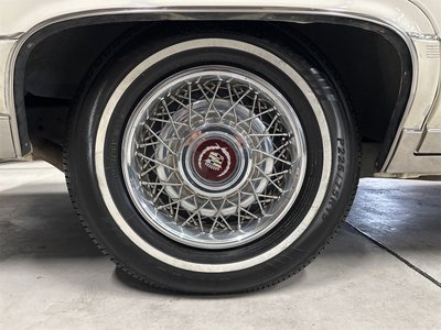 1992 Cadillac FLEETWOOD — миниатюра 53