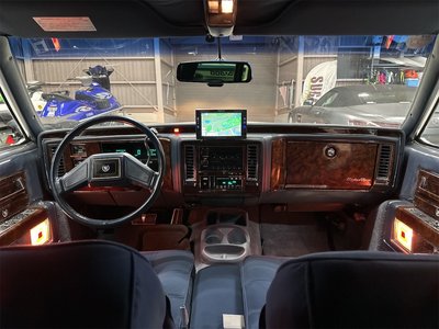 1992 Cadillac FLEETWOOD — миниатюра 33