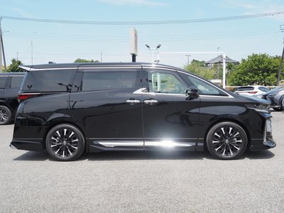 صورة 9 لـ 2023 Toyota VELLFIRE