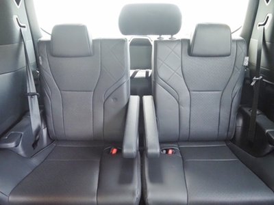 صورة 40 لـ 2023 Toyota VELLFIRE