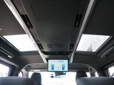 صورة 27 لـ 2023 Toyota VELLFIRE