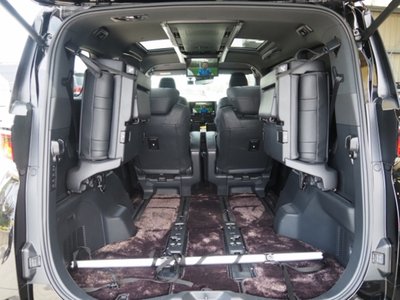 صورة 47 لـ 2023 Toyota VELLFIRE