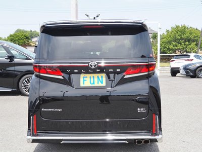صورة 7 لـ 2023 Toyota VELLFIRE