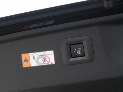 صورة 42 لـ 2023 Toyota VELLFIRE